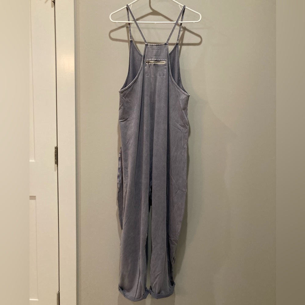 FREE PEOPLE Movement Hot Shot Logo Onesie in Gray Cavern Combo - Picture 8 of 8